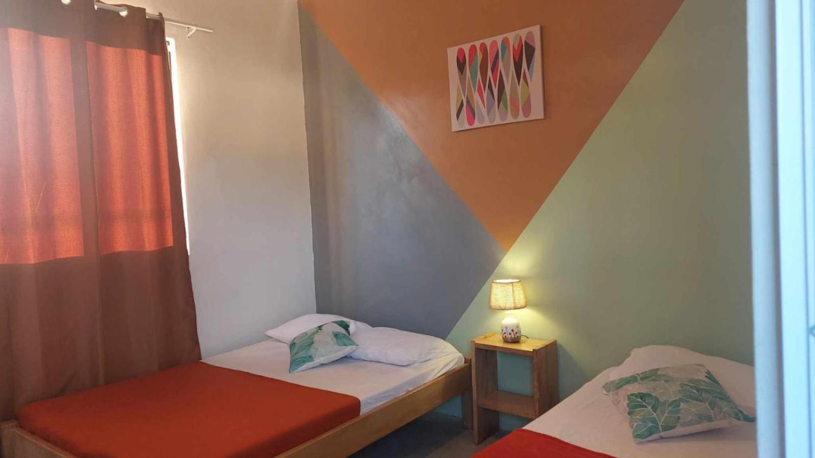Nouvelle Découverte Izava Lodge מראה חיצוני תמונה